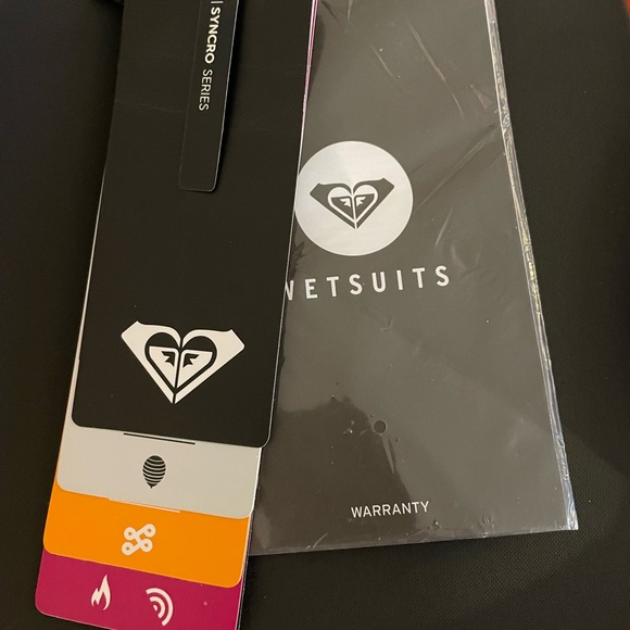 Roxy Womens Wetsuit - Coral and Black - Picture 7 of 7